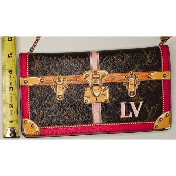 Louis Vuitton Limited Edition Monogram Summer Trunks Pochette - Picture 14 of 14